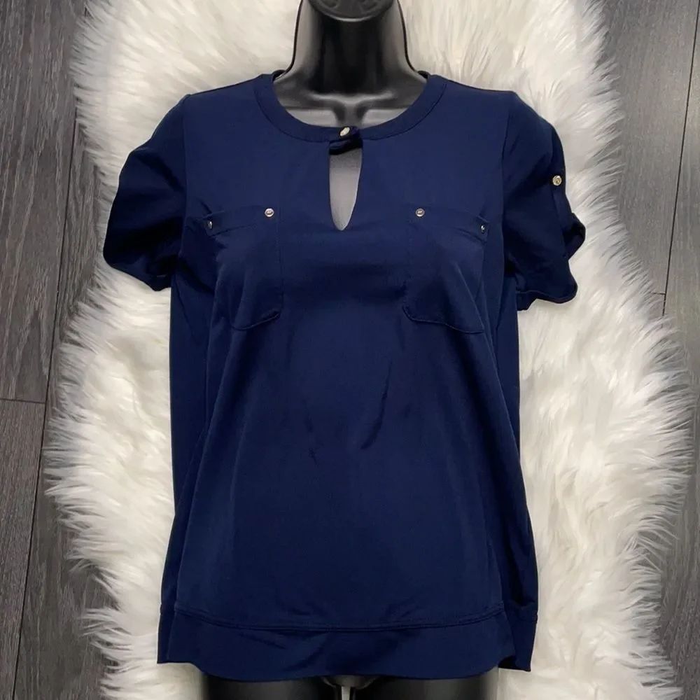 Anne Klein Petite Small Short Sleeve Keyhole Top